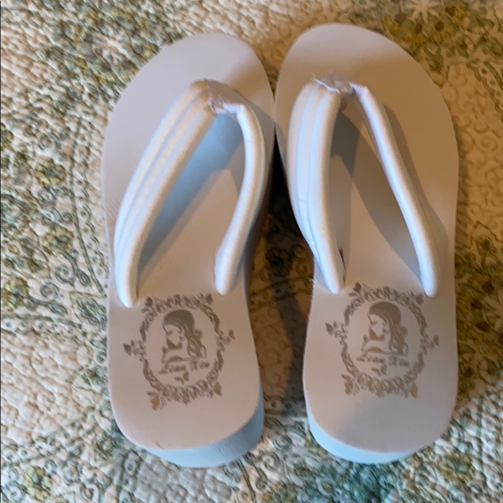 Size 8 white wedding platform shoes